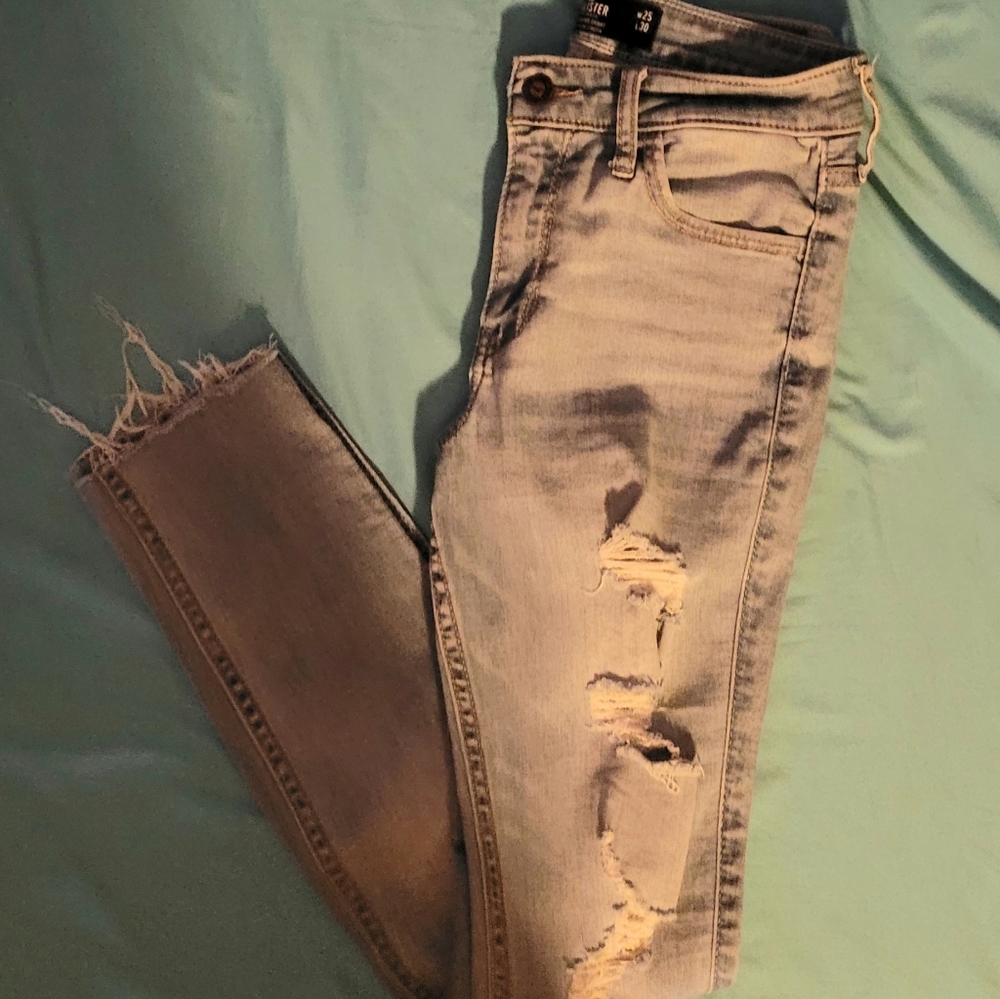 HOLLISTER JEANS - Picture 4 of 5
